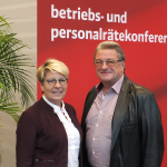 Katzmarek und Herr bei der Betriebs- und Personalrätekonferenz
