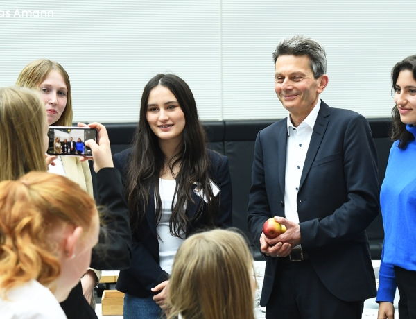 Jetzt bewerben: Girls’ Day im Bundestag